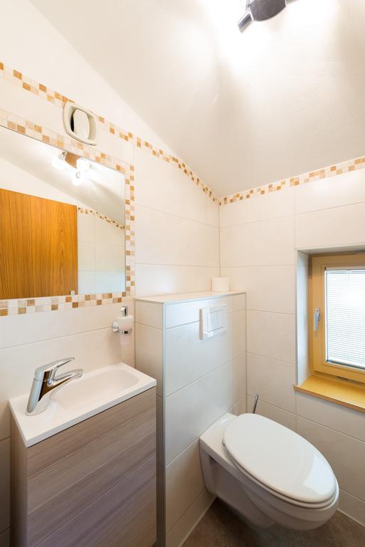 Haus Enzian Apartment Lermoos Bilik gambar