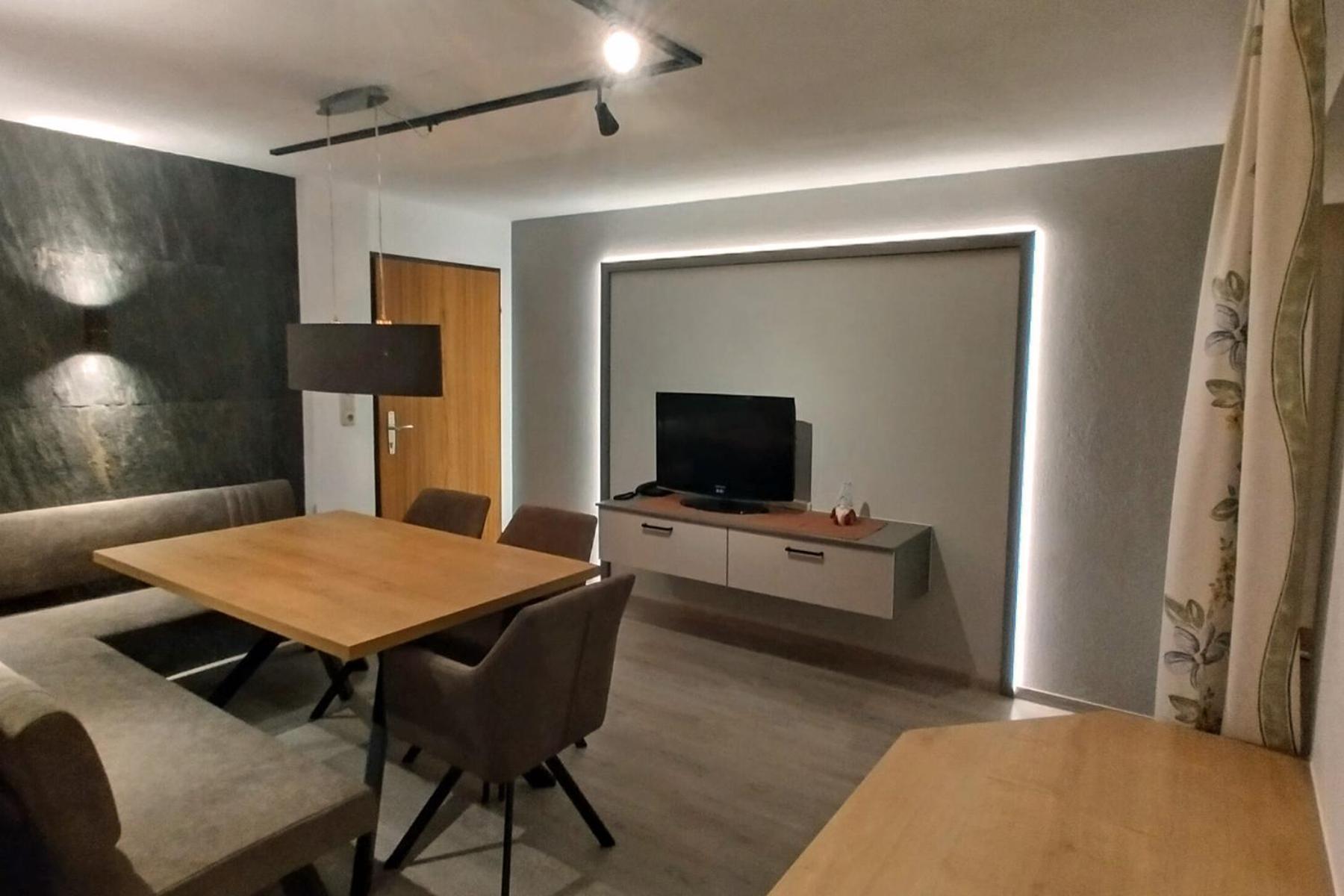 Haus Enzian Apartment Lermoos Luaran gambar